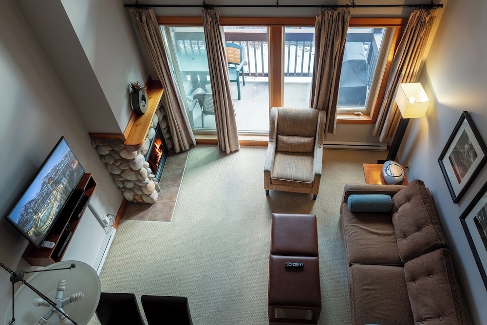 Lodges at Canmore - Image 3