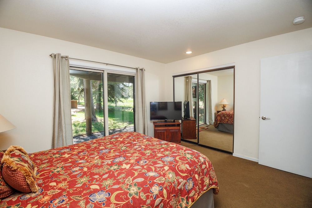Tan Oak 15 4 Bedroom Home