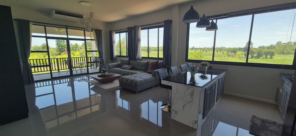 Harary Family apartments