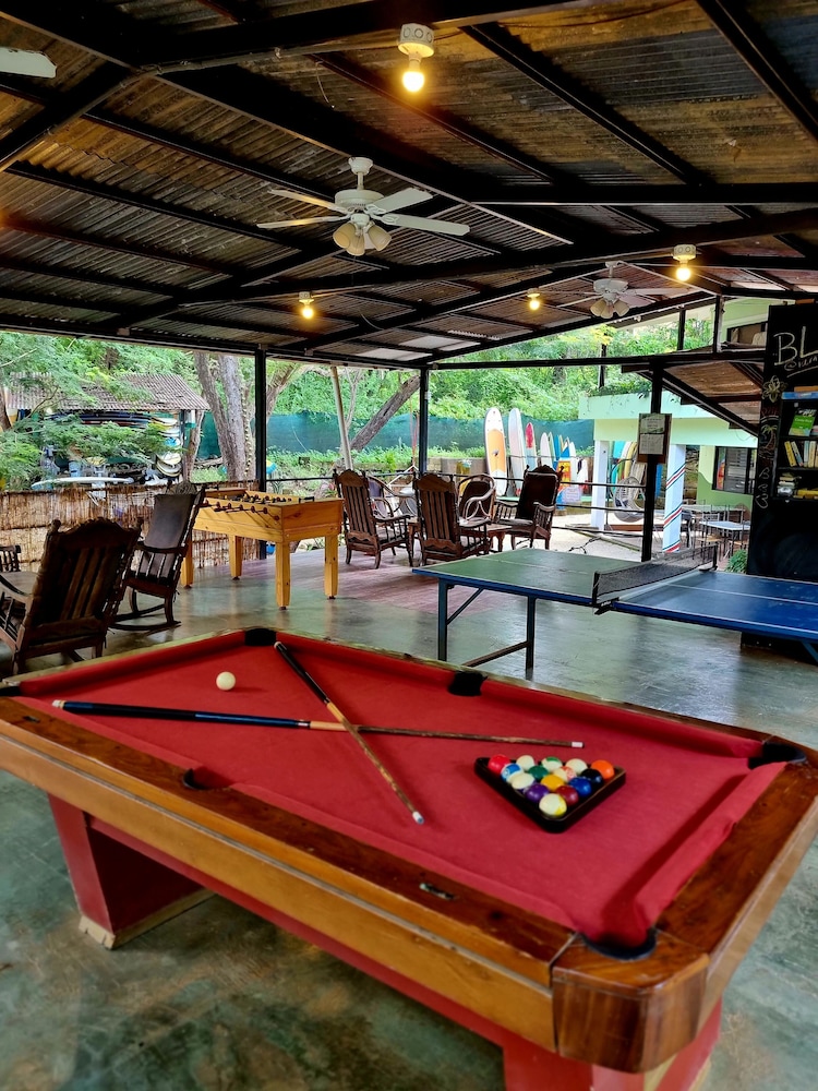 Casa Pura Vida Surf Hostel