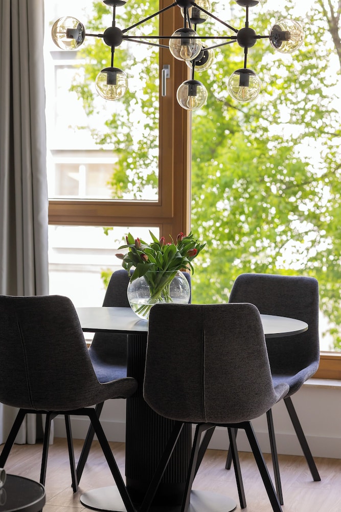 Domaniewska Mokotów by Renters Prestige