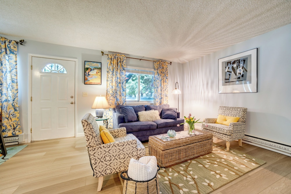 1 Mi to Reno-sparks: Home in Family-friendly Area!