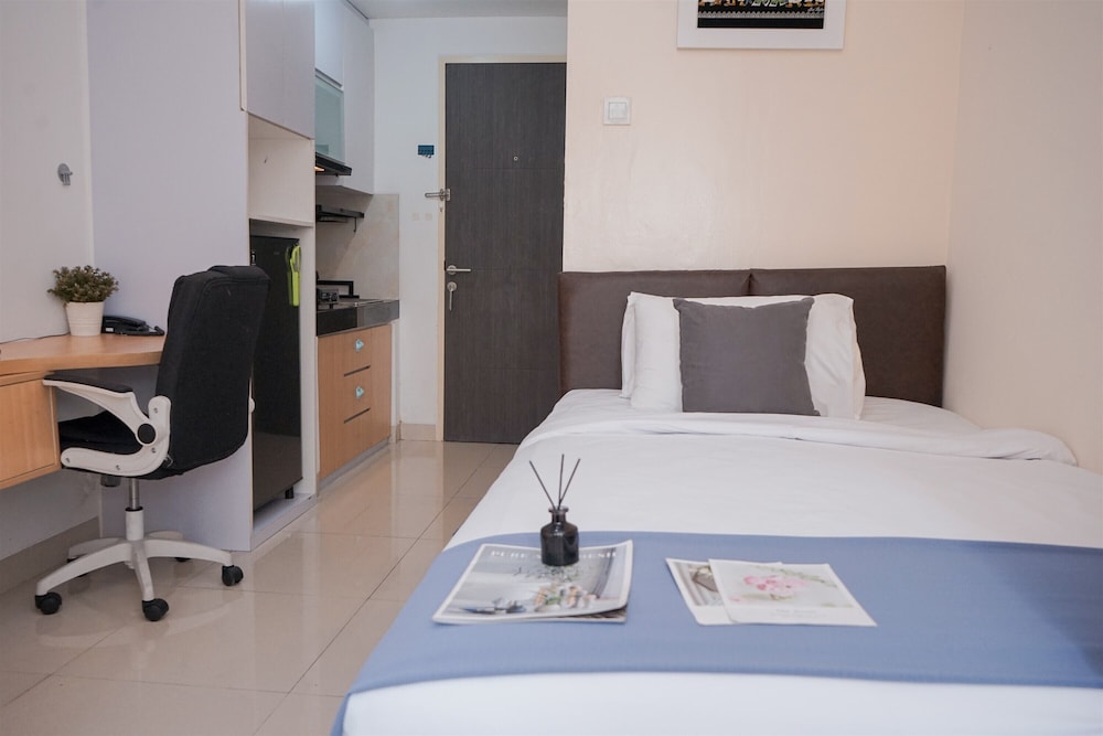 Warm And Cozy Studio Apartment At Serpong Garden