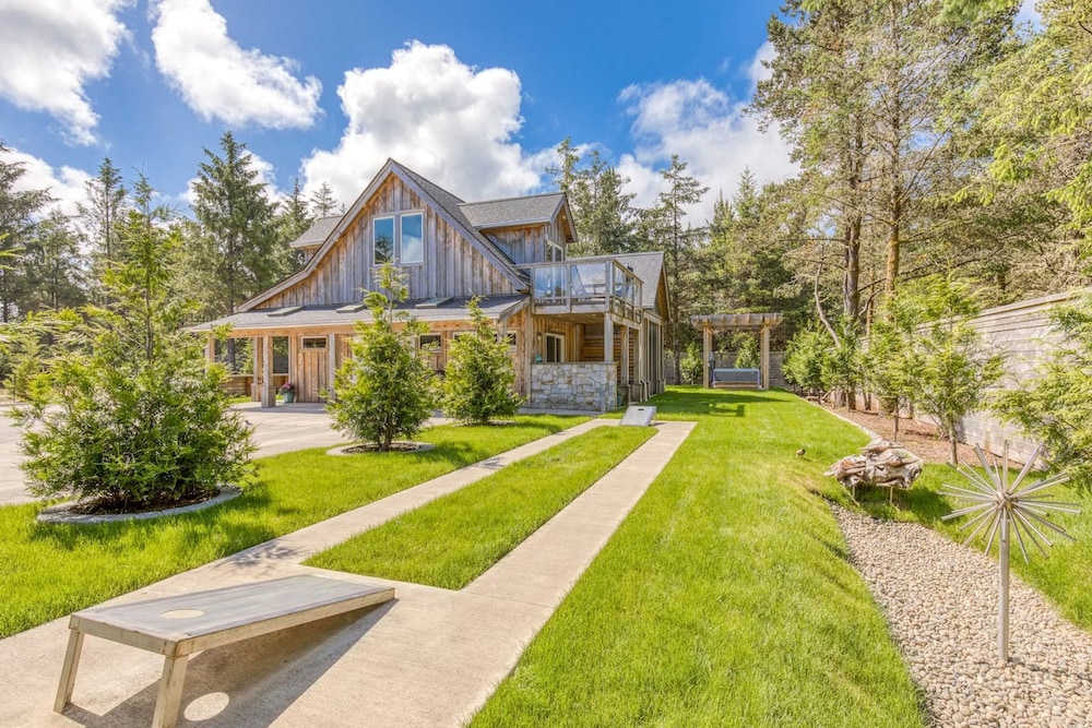 Boutique Cabin Design Luxury Hot Tub Path to Beach