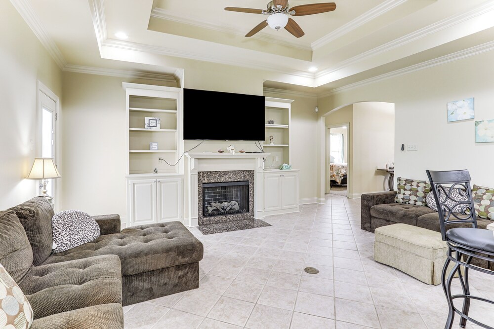 Family Retreat w/ Patio & Yard in Zachary