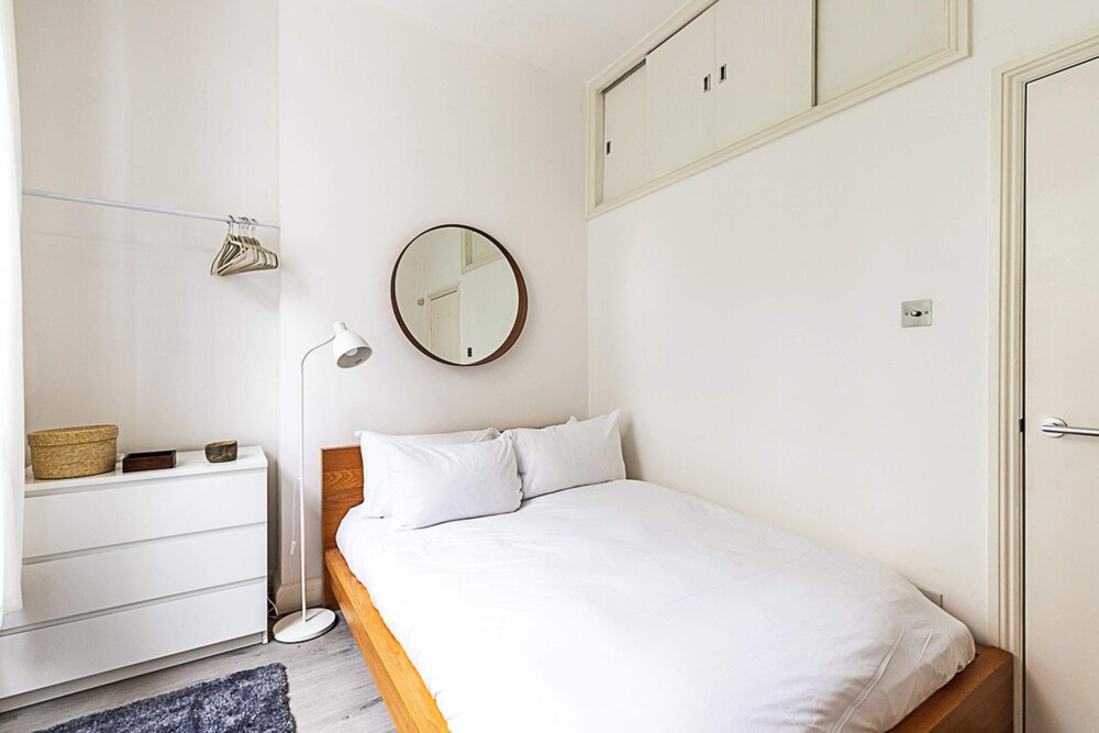 Stylish One-bedroom Flat in Notting Hill view 5