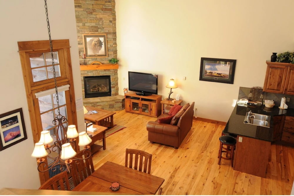 Alpenglow Condos at Big Sky Resort - Property Image 7