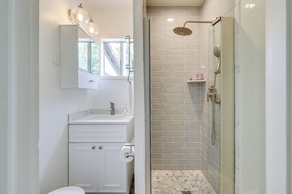 Sonoma County Vacation Rental w/ Vineyard Views!
