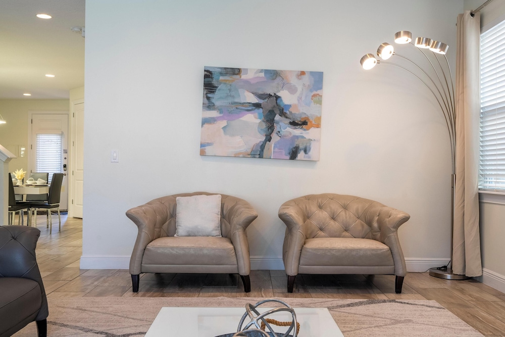 421 NP - Exquisite Retreat at Encore Resort