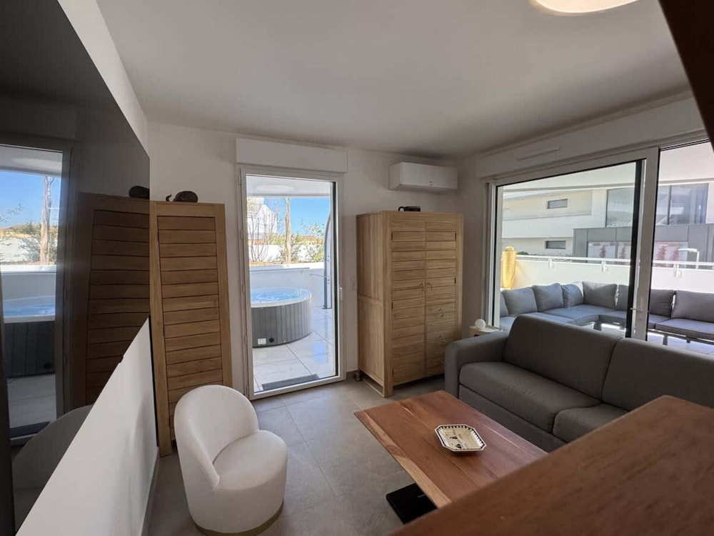 Apartment in Valras by Beach