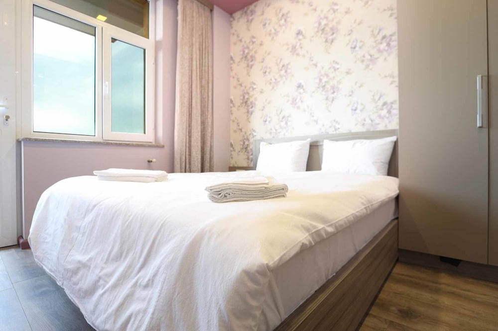 Stay Inn next to Dalma Mall