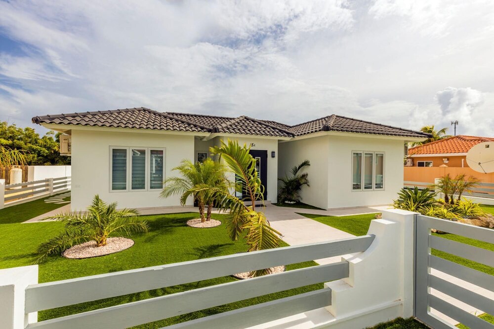 Brand NEW 3BR 2BA Villa With Amazing Amenities