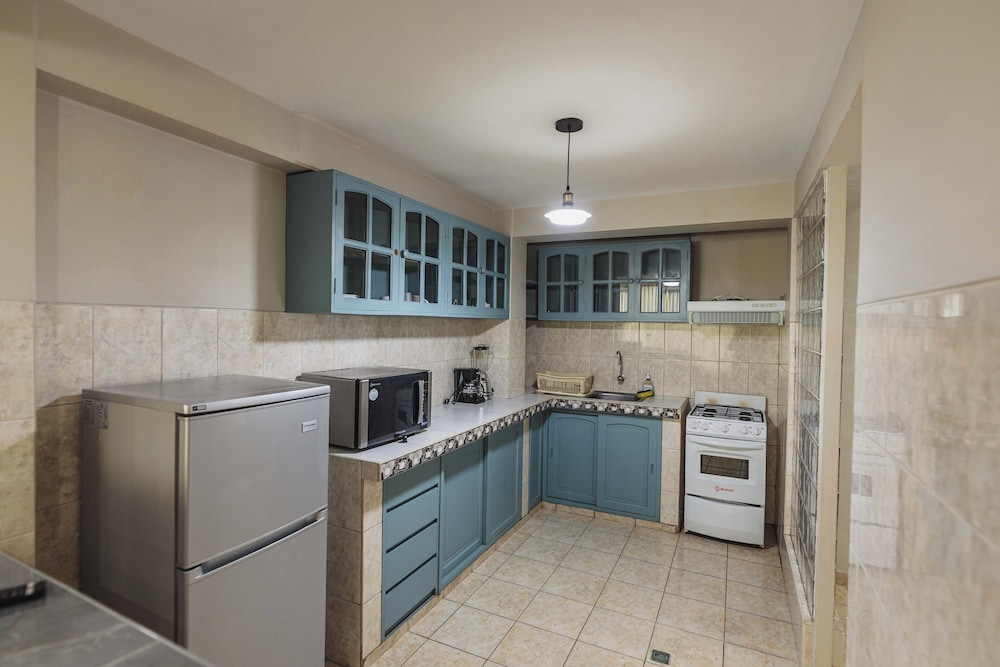 San Pedro Apartments