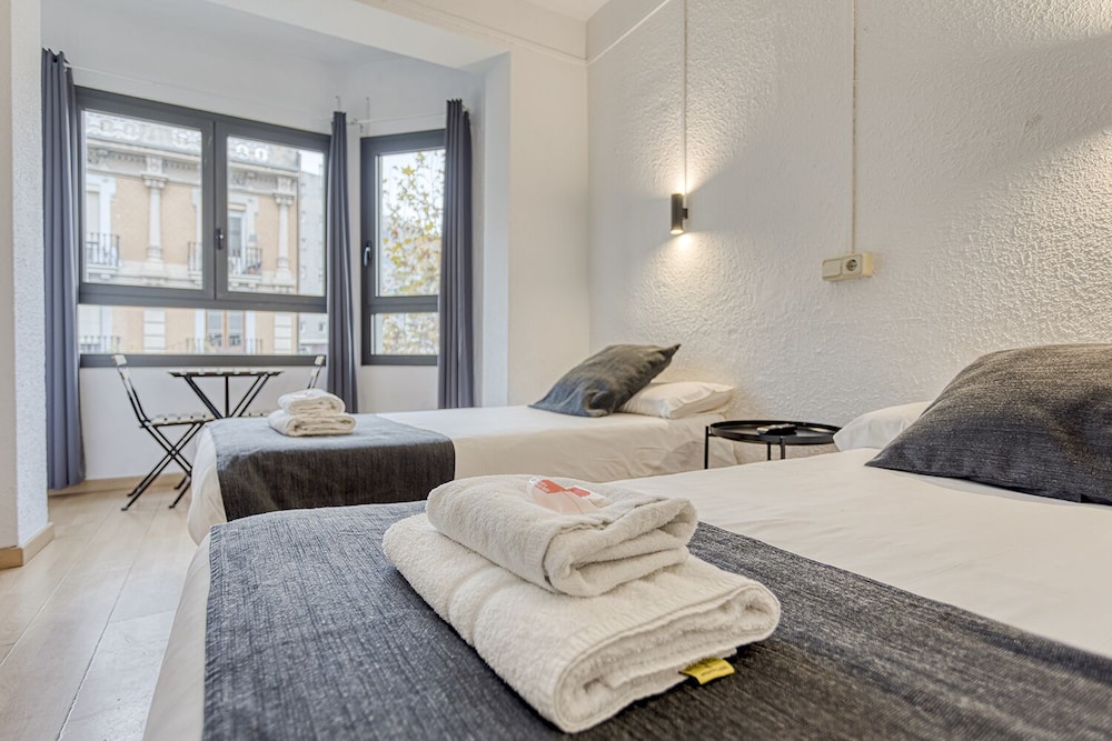 Hostal Bedmates