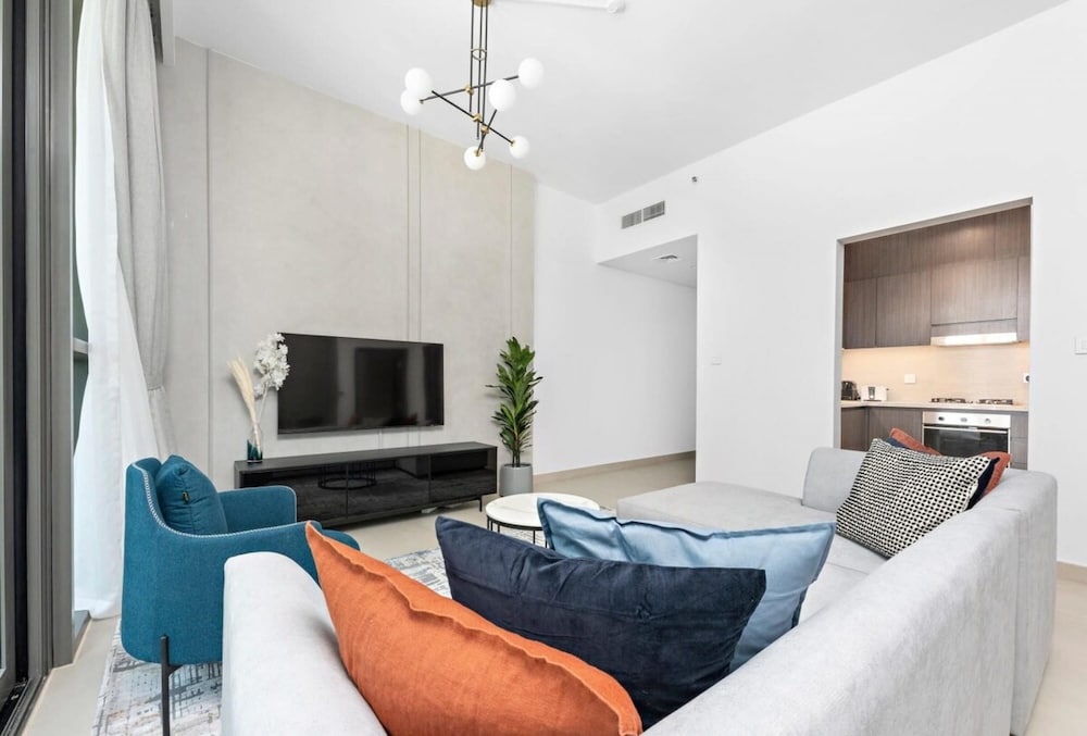 Silkhaus Modern Downtown Heart in High Floor