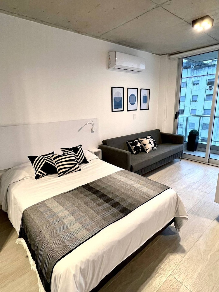 CloudBA Oro Soho Apartments