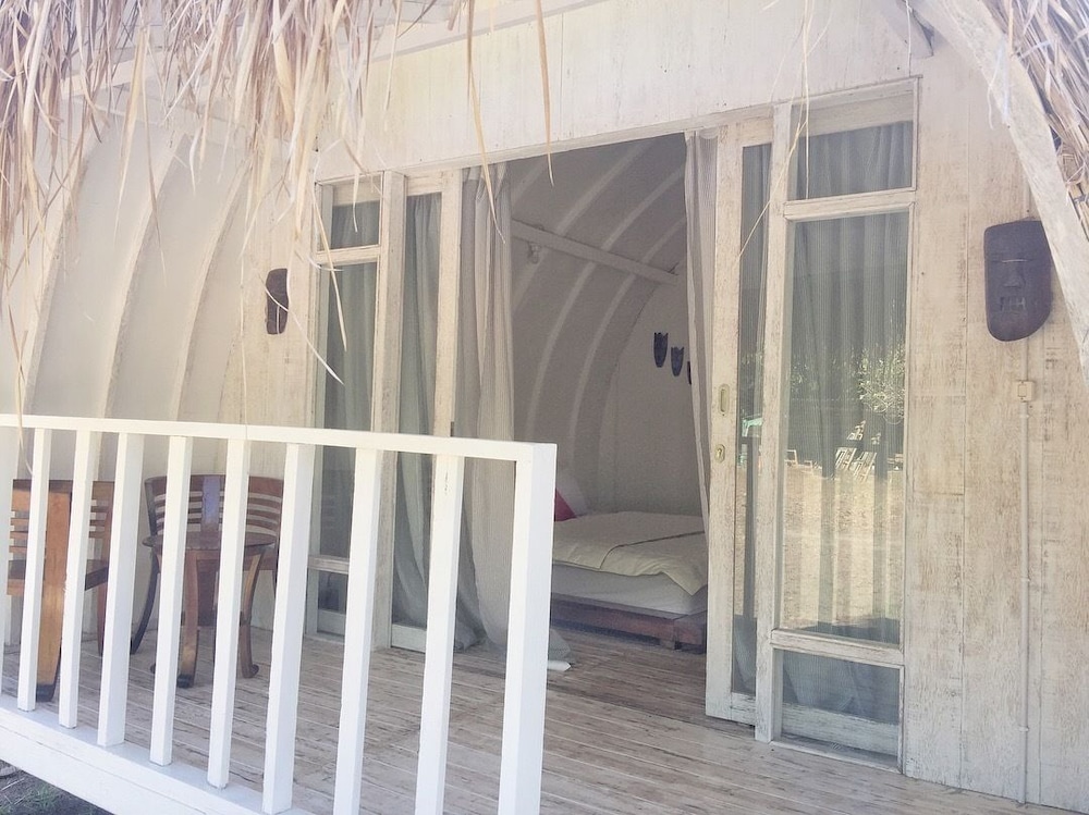 Maleo Moyo Seaside Resort