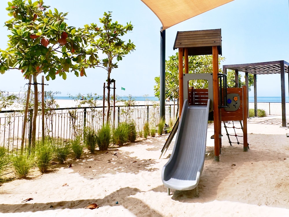 Cozy La Mer 2BR w Beach Access