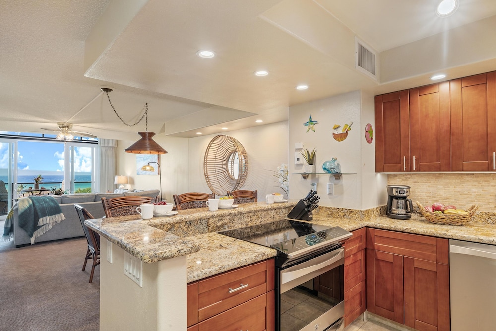 Kahana Villa E609 in Lahaina