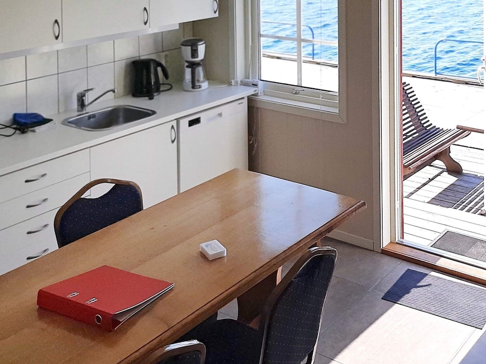 5 Person Holiday Home in Sjernaroy view 3