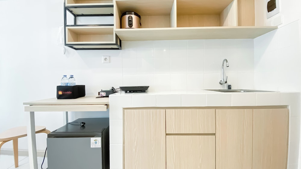 Cozy And Homey Studio At Apartment Tokyo Riverside Pik 2
