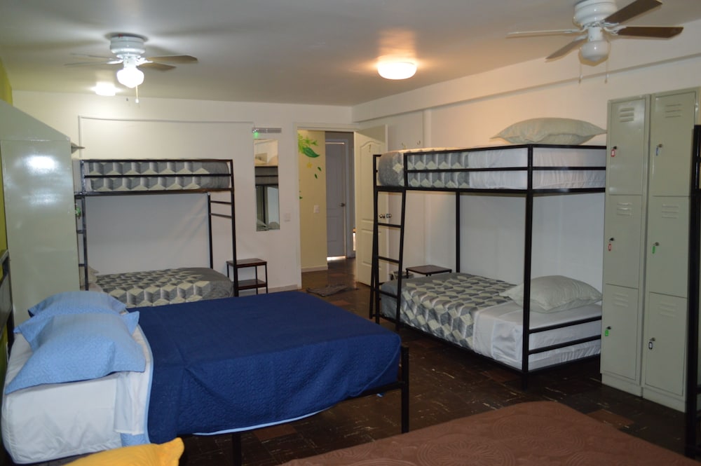 De Los Reyes Hostal photo 2