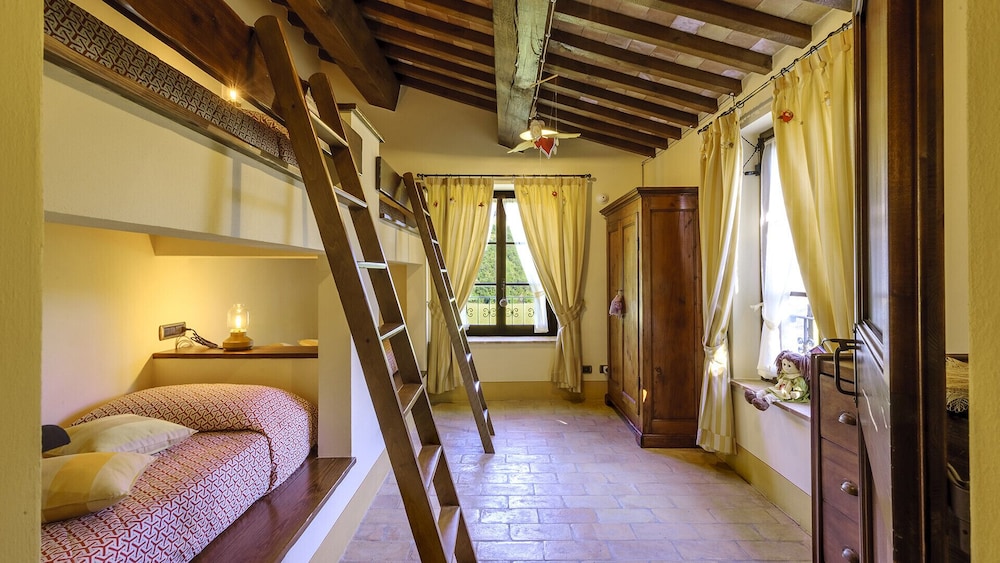 Ca Seppe 10 2 by Marche Holiday Villas