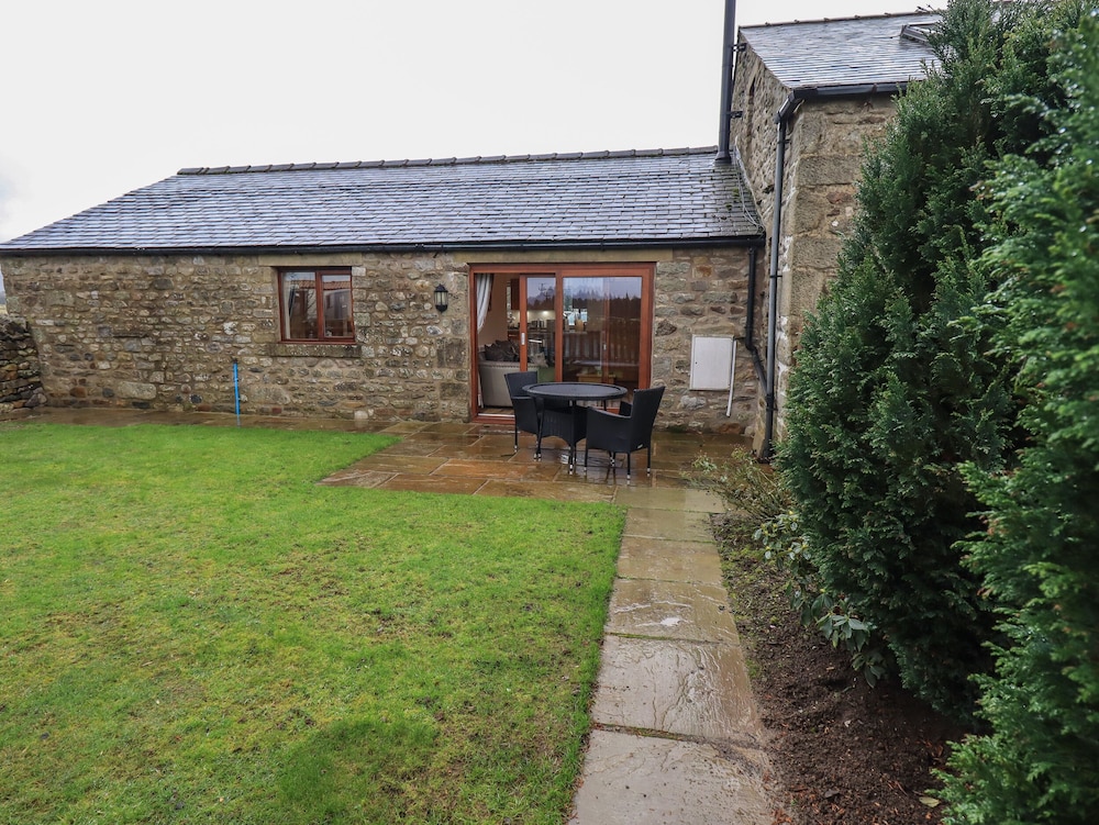 Lancaster Vacations - Orcaber Farm Retreat - Property Image 3
