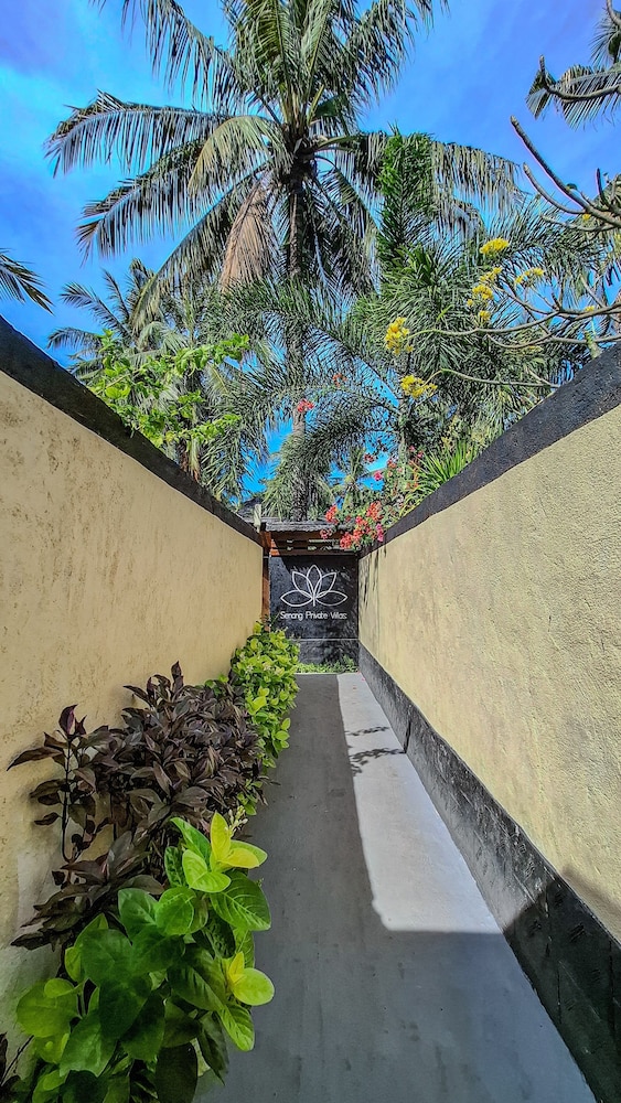 Gili Luxury Villa