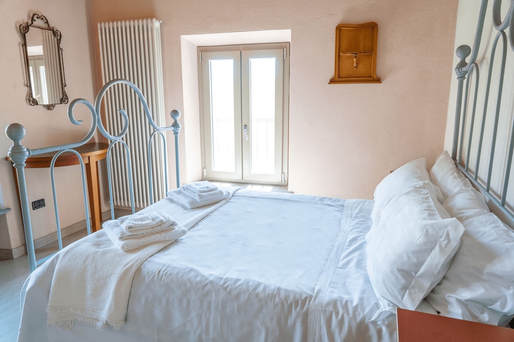 Villa Fenice Country House view 2