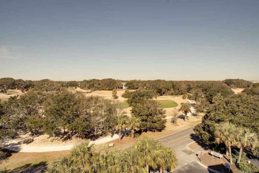 423 C Shipwatch by Avantstay Ocean Views Community Pool Close to Beach