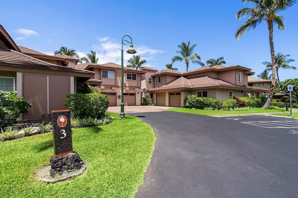 Spacious Top-floor Villa With Stunning Views - Walk to A-bay, Dining & Shops! - Vrkcv