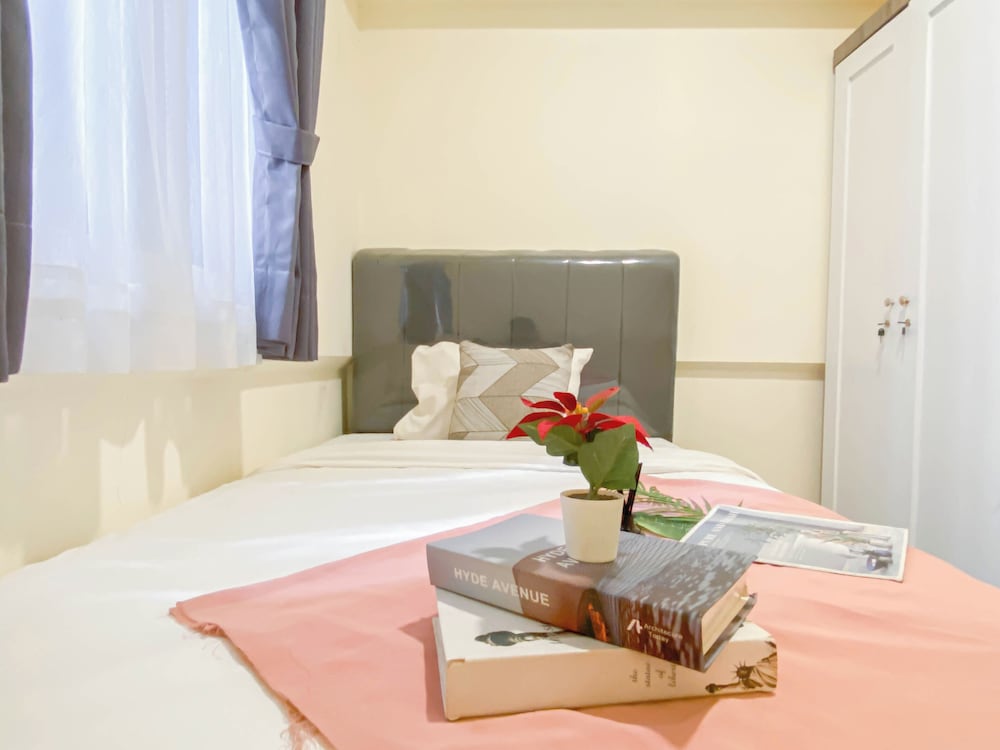 Simple 2Br Meikarta Apartment Near Aeon Mall Deltamas