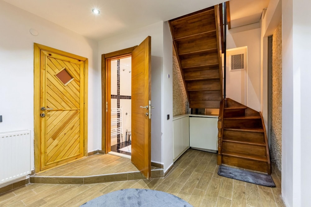 Phenomenal Duplex Flat Near Nisantasi in Besiktas