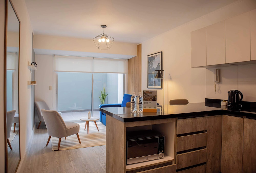 w Stylish 1BR w Terrace in Barranco