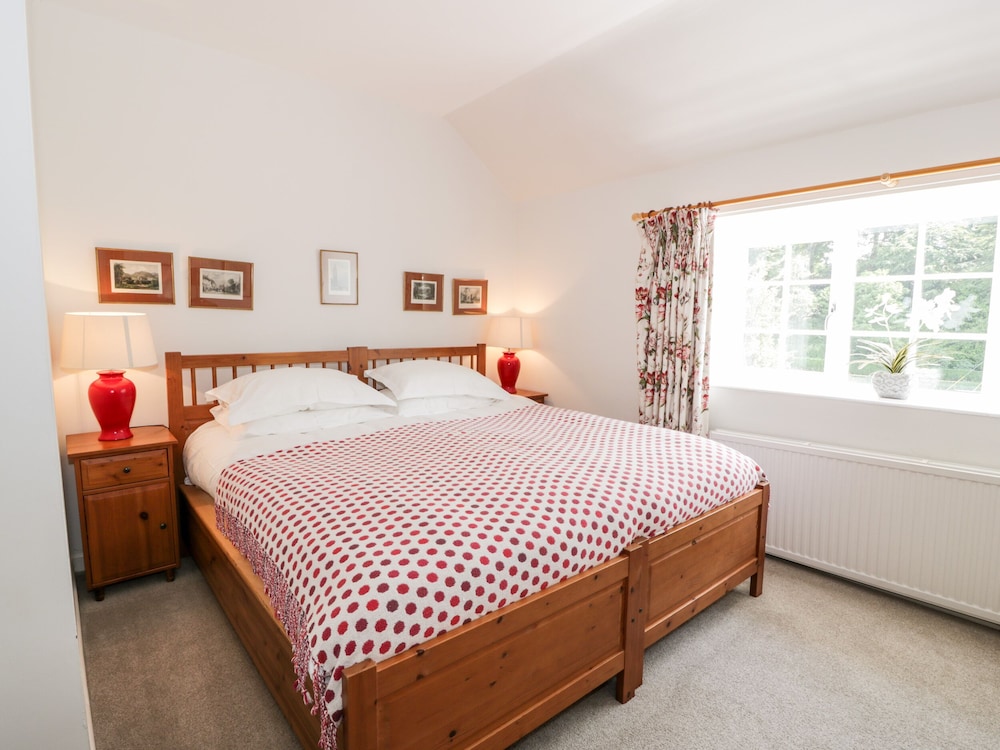 The Mews Flat