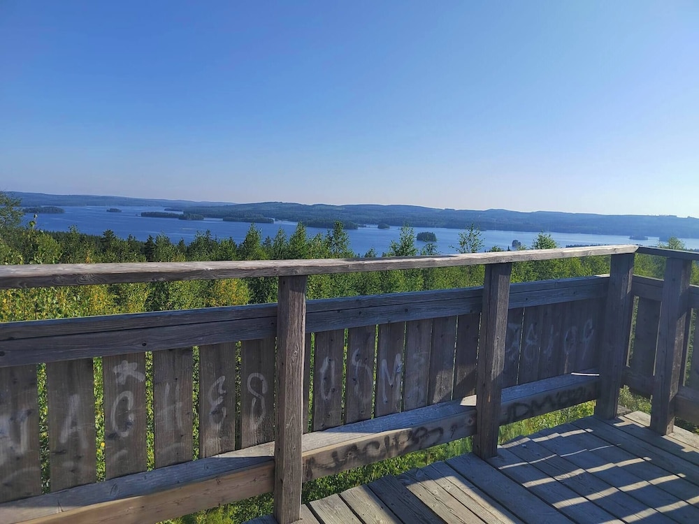 Riverfront Cottageee