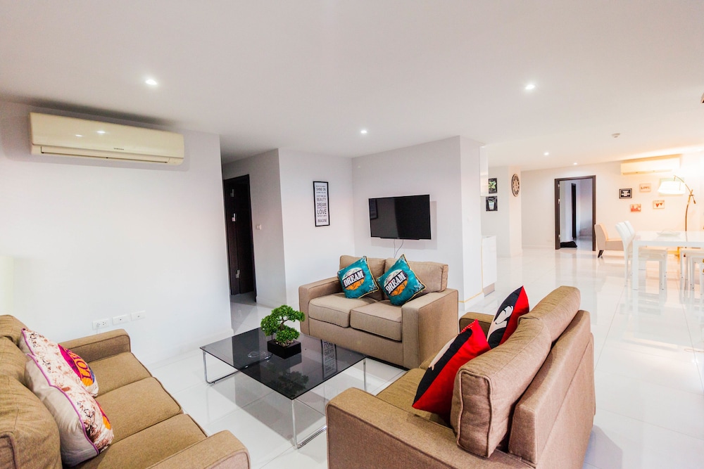 The Place Pratumnak by PSR ASIA