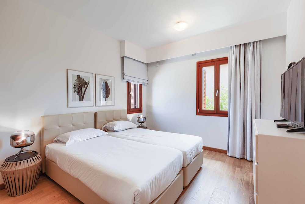 Aphrodite Hills Mythos Collection Villa Av05