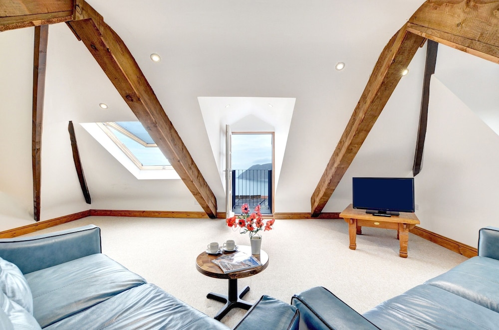 Lynton Vacations - The Penthouse Lynmouth Bay - Property Image 28