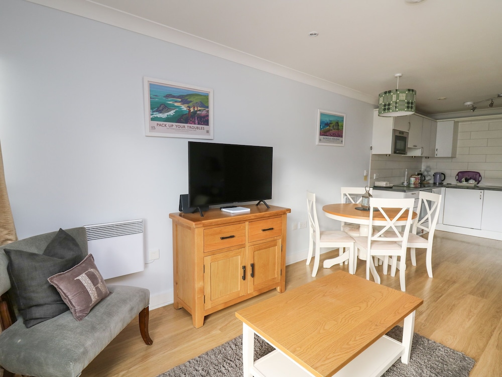Flat 2