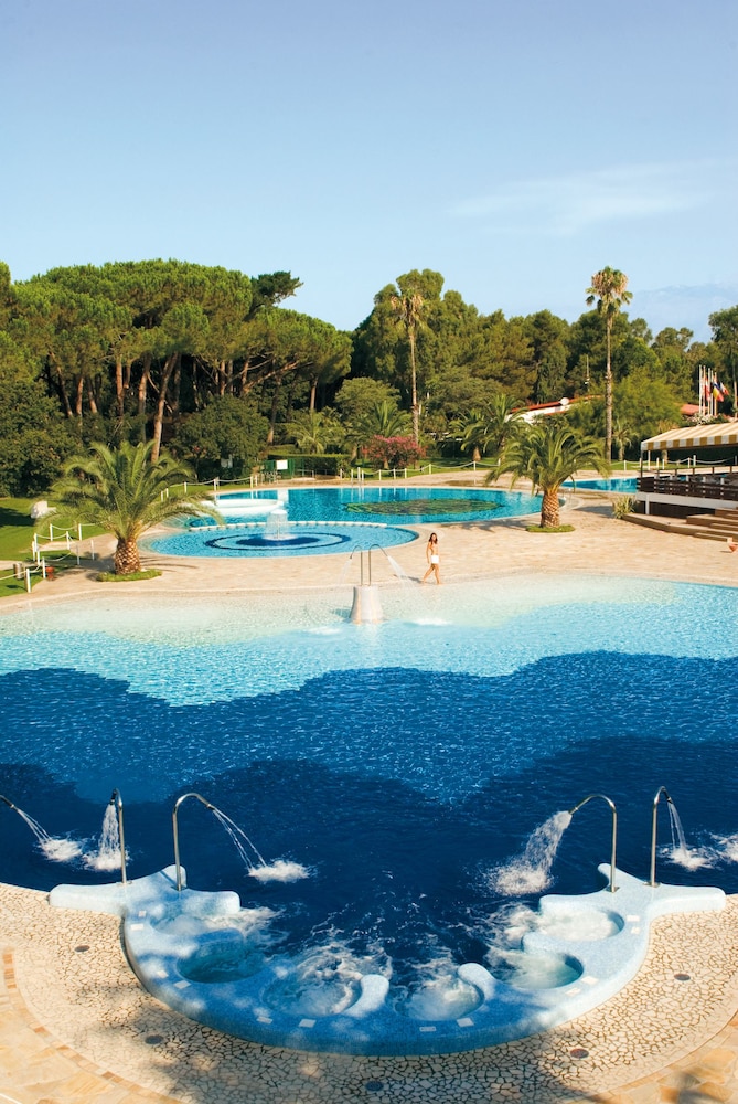 Baia Domizia Camping Village