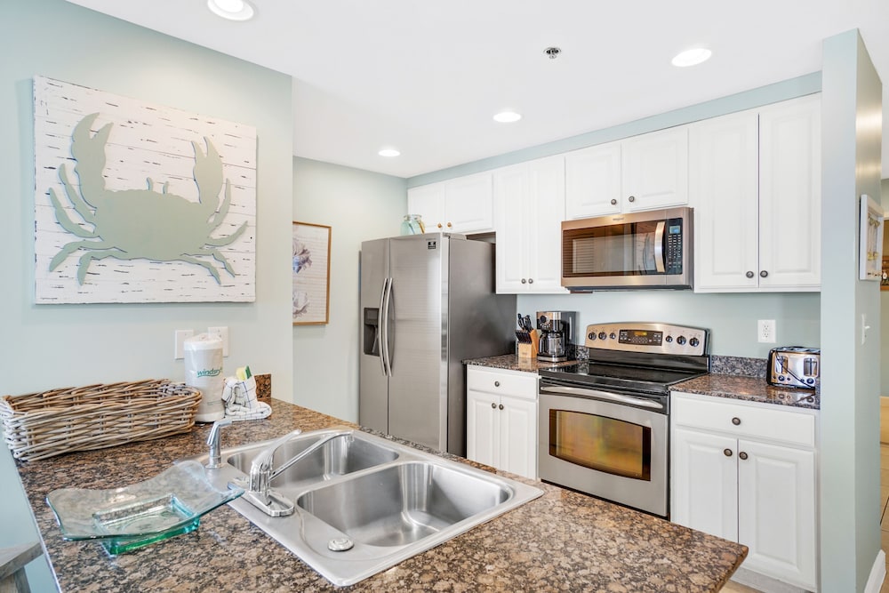 Splash Beach Resort by Panhandle Getaways