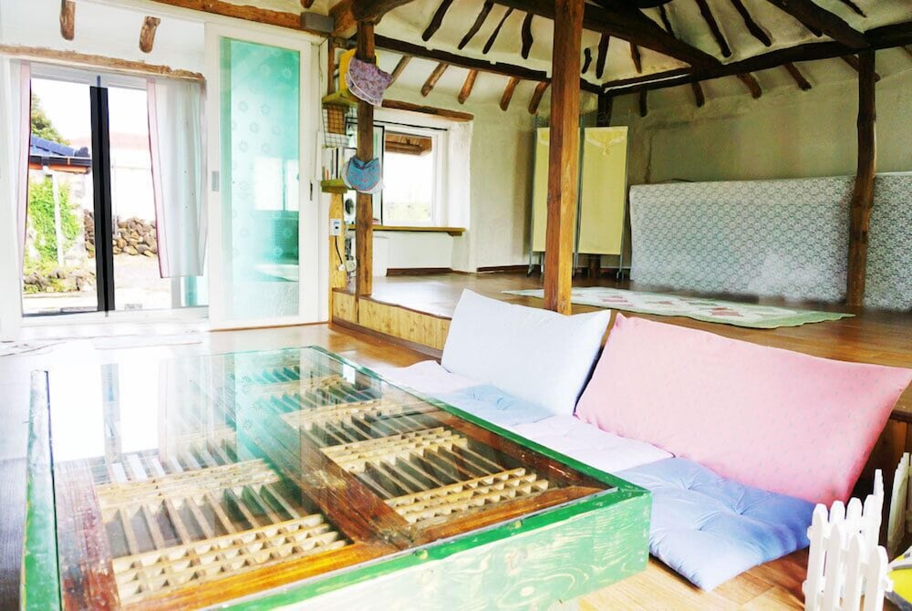 Unnie Guesthouse - Hostel