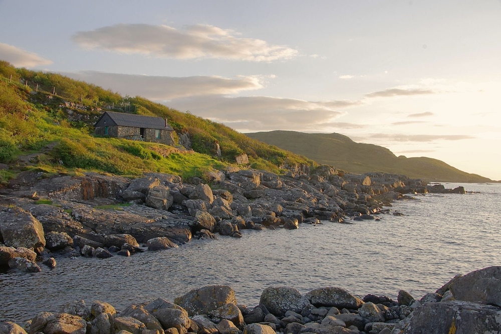 Steading Holidays - Rudh Dubh view 3