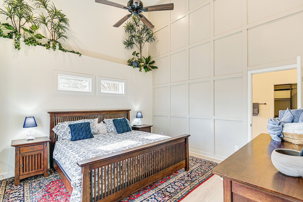 Fish, Boat & Unwind: Old Hickory Lake Retreat
