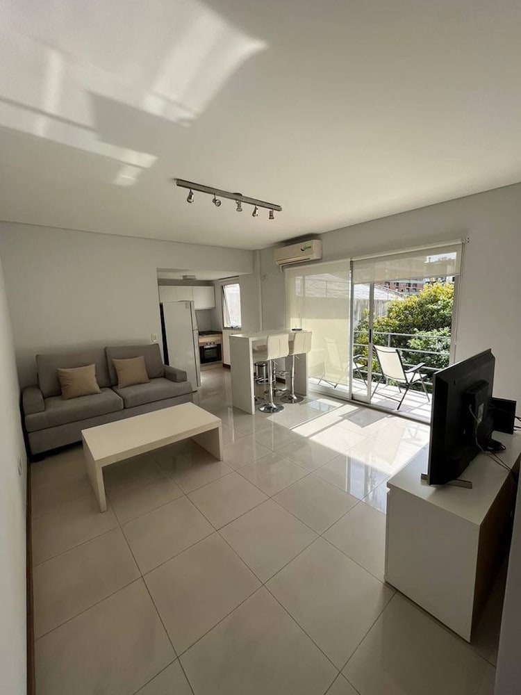 One-bedroom Apartment in Palermo, Near Plaza Italia Rural - Image 1