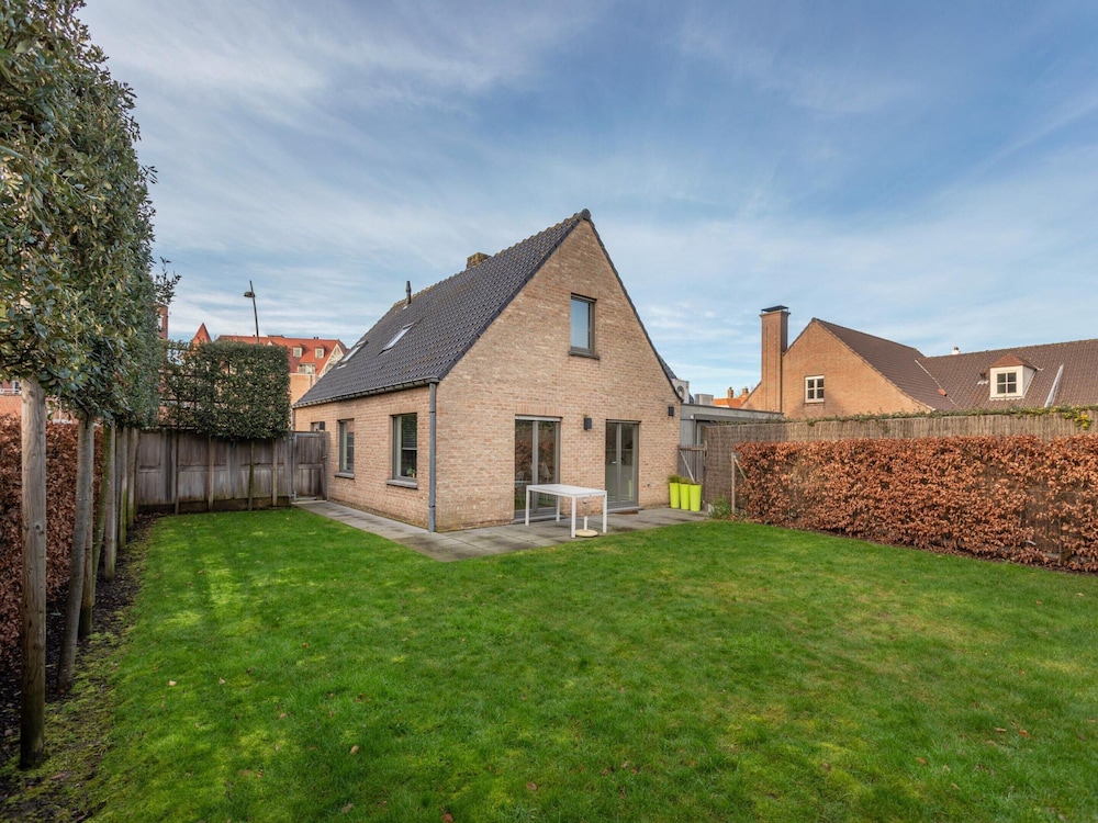 Villa Mira is a Very Pleasant and Modern Villa