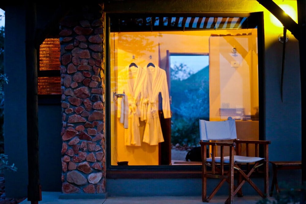 Otjiwa Safari Lodge
