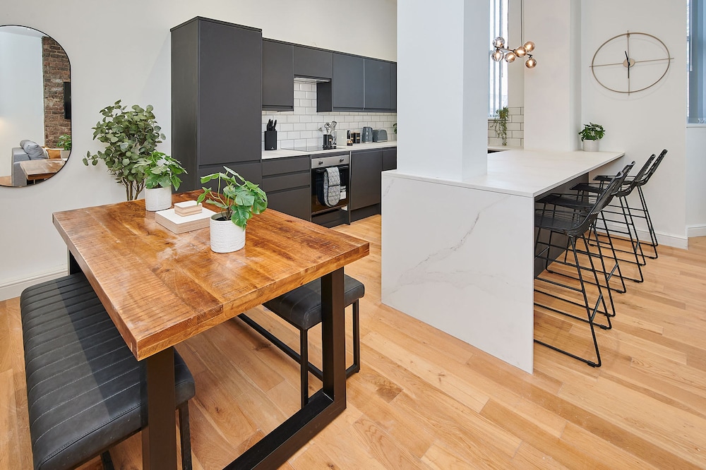 Host Stay - Princes Place Living